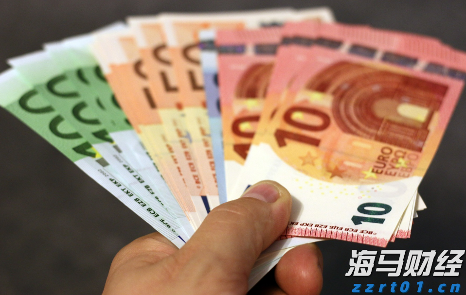 我市举行发展外向型经济工作情况专题协商座谈会