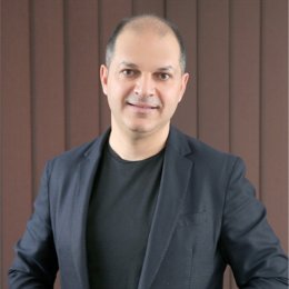 老人丢失生活费陷困境，志愿者捐款送饭暖人心