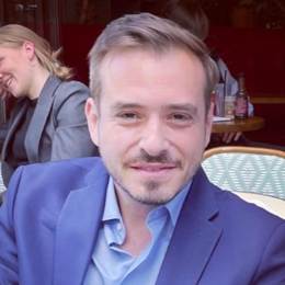 高盛：下半年工业科技展望 推荐“防御 + AI”杠铃策略(附股票清单)